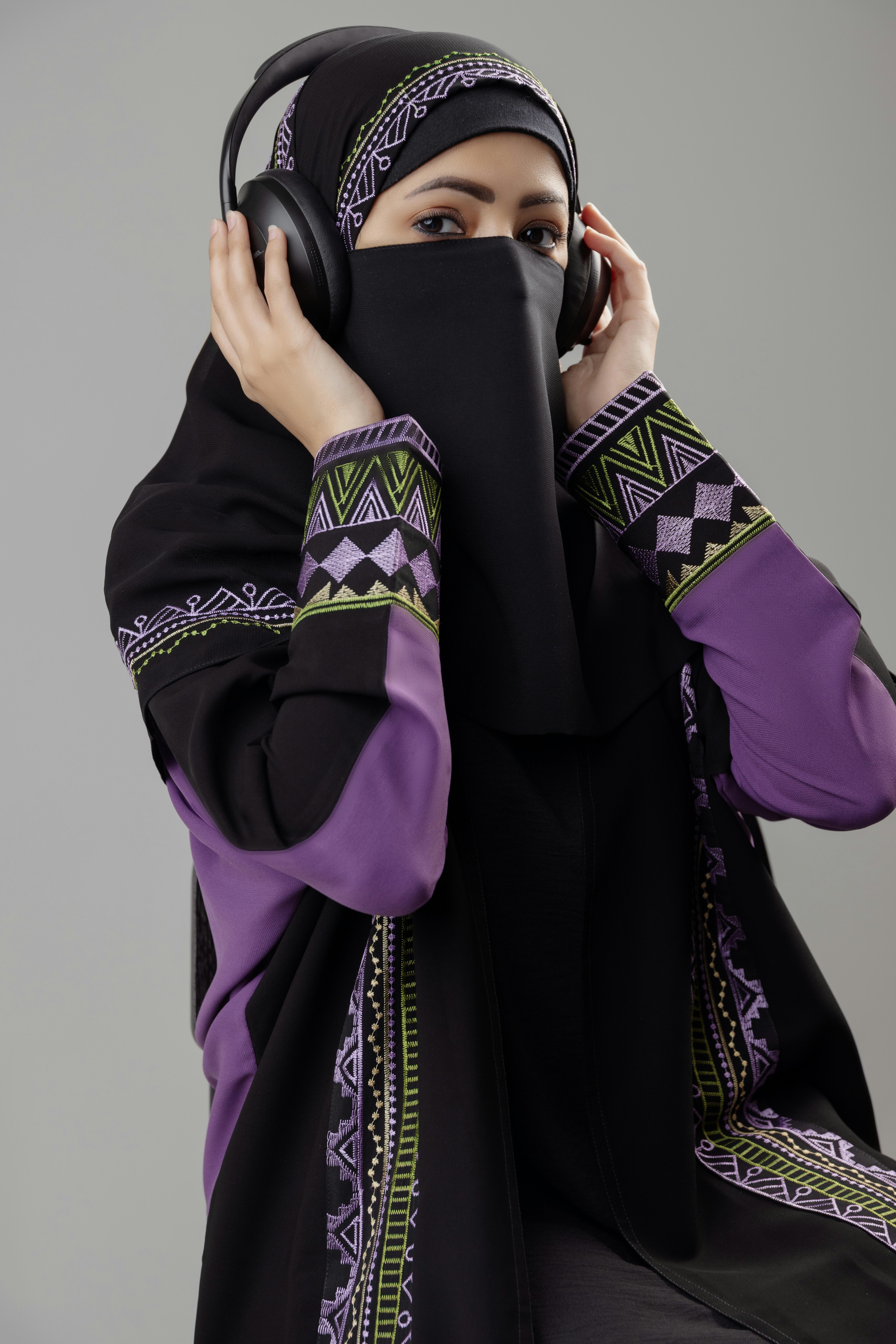 هلا الحلواني 